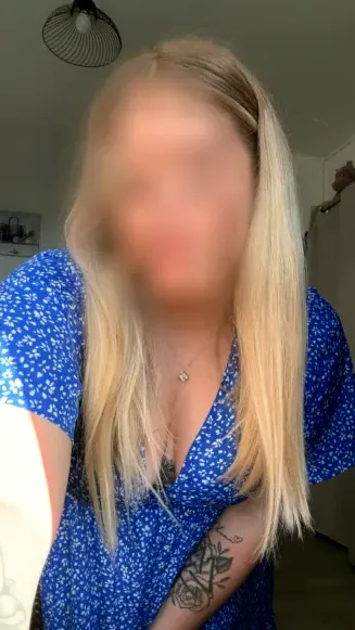 Anna, 22