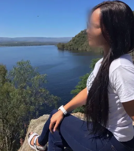 Anna, 31