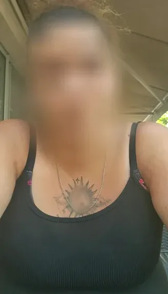 Emilia, 37