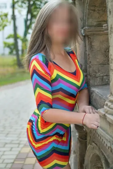 Karoliina, 37