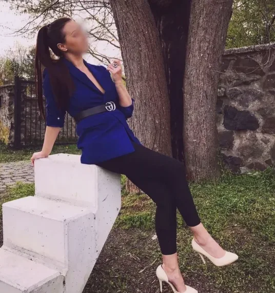 Lilja, 35
