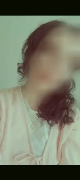 Sofia, 27