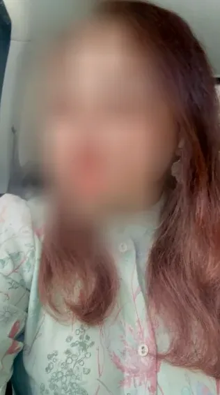 Vilma, 32